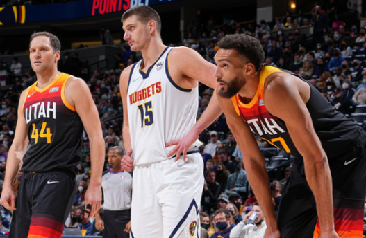  戈贝尔18篮板爵士力克魔术  