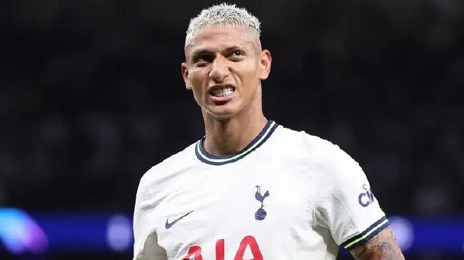  热刺主帅波斯特科格鲁变阵，孙兴慜重回首发  