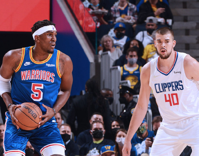  库里单节轰下二十分勇士主场大胜马刺延续强势